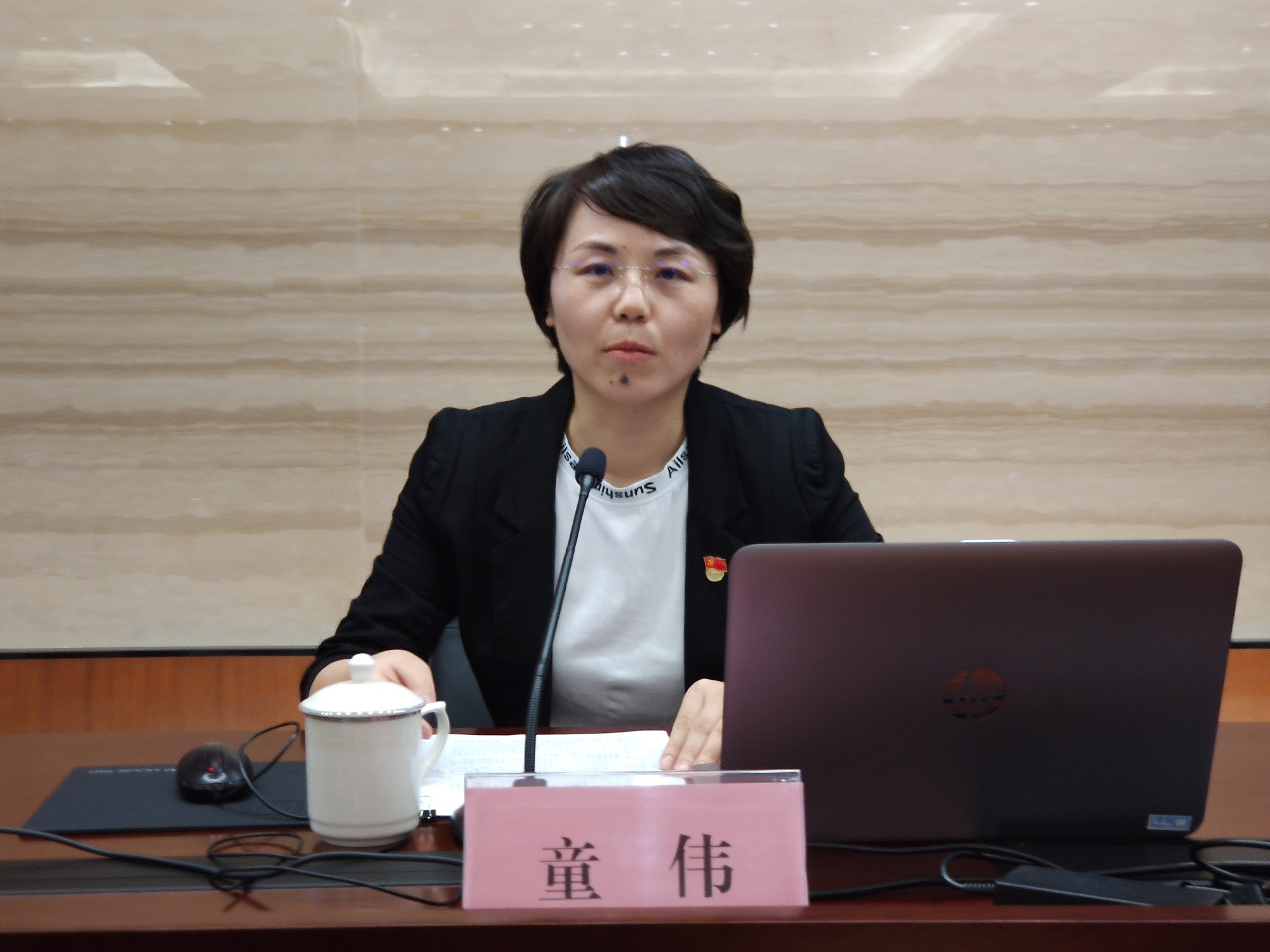 马赛内部会议纪要流出——今夜回应争议,国王杯使命明确,纪律约束更严格 马赛内部会议纪要流出——今夜回应争议,国王杯使命明确,纪律约束更严格